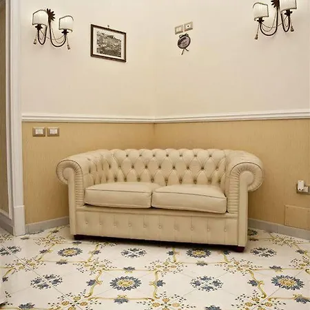 Olimpo Degli Dei 3* Naples