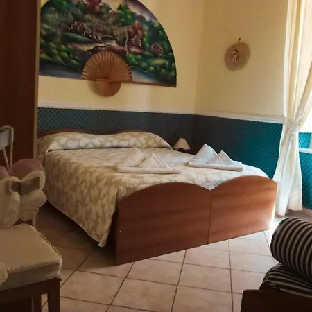 Olimpo Degli Dei 3* Naples