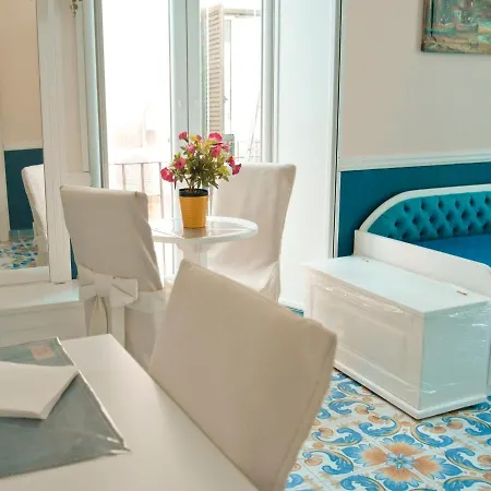 Olimpo Degli Dei 3* Naples