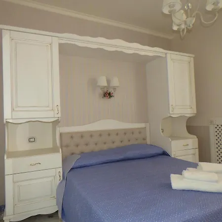 Olimpo Degli Dei 3* Naples